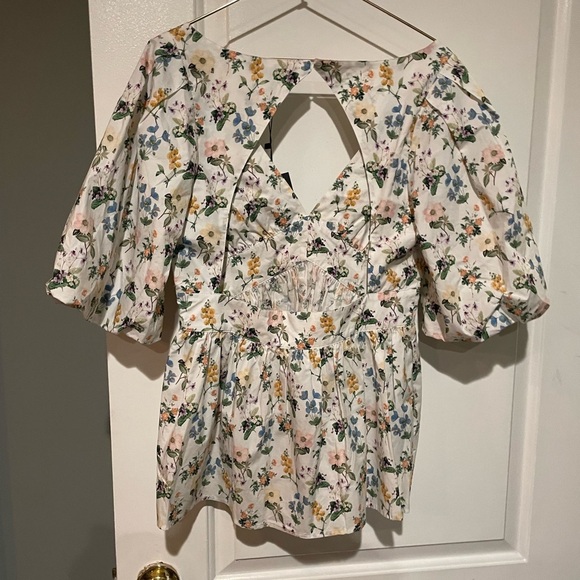 New! Marissa Webb Griffin Botanical Floral Open Back Blouse 🌼Small NWT! - Picture 7 of 11